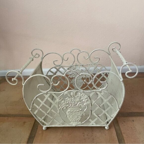 Vintage Ornate French Country Style Distressed Metal Basket w/ Lattice & Handels - Picture 10 of 10
